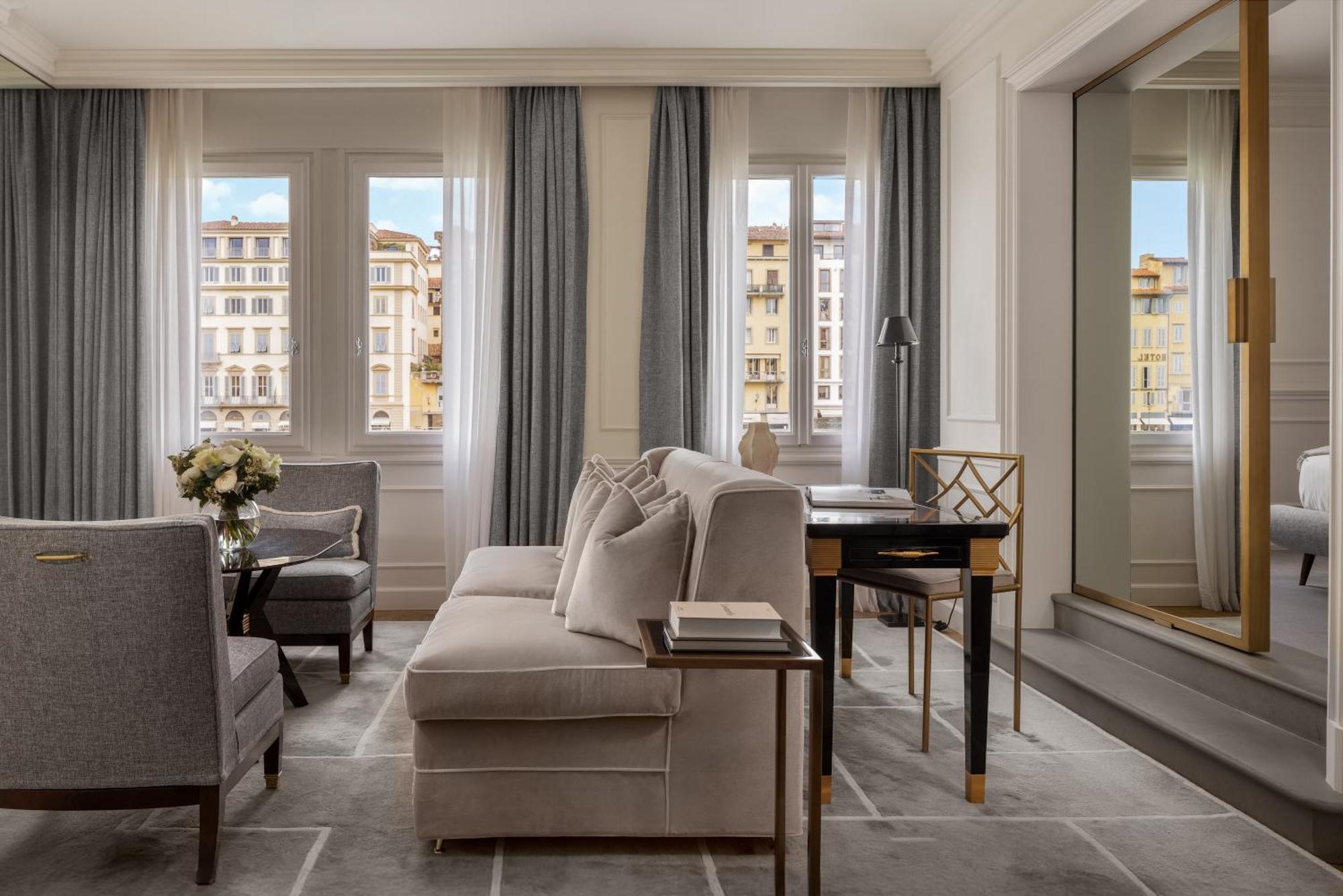 Lungarno Luxury Apartments - By Lungarno Collection フィレンツェ エクステリア 写真