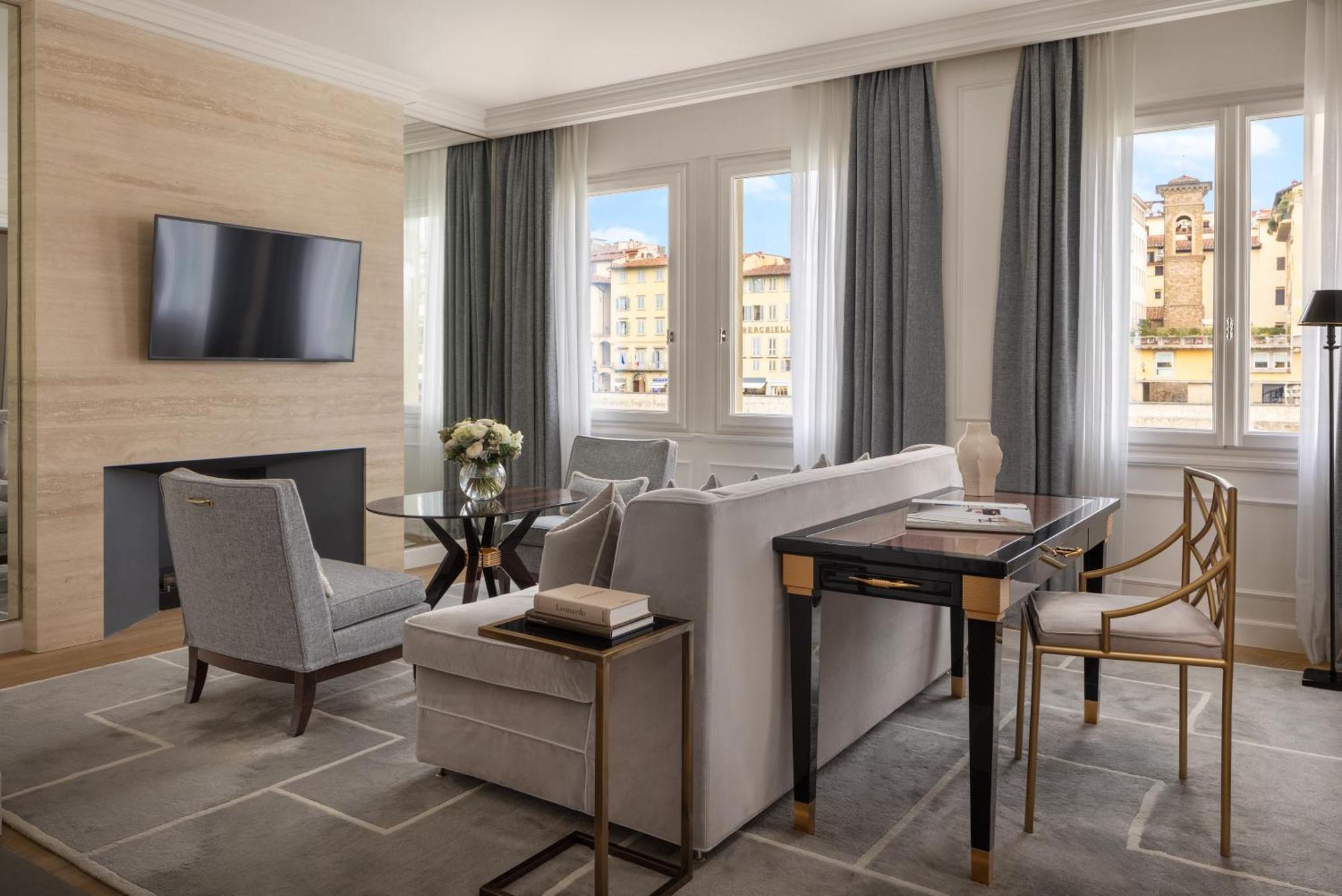 Lungarno Luxury Apartments - By Lungarno Collection フィレンツェ エクステリア 写真